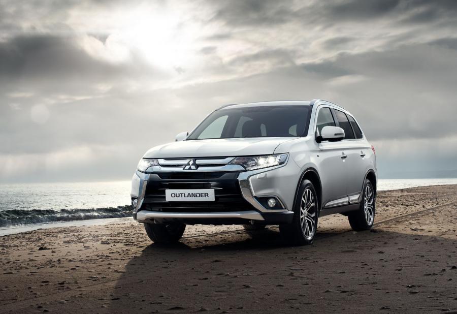Mitsubishi Outlander '2015